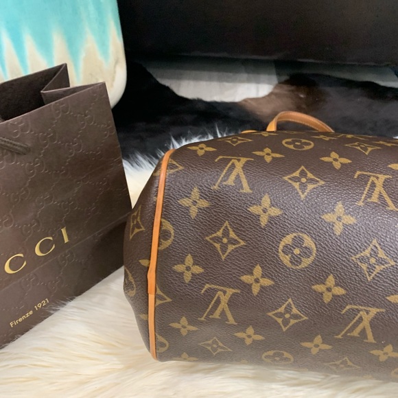 Louis Vuitton Montorgueil - Picture 5 of 10